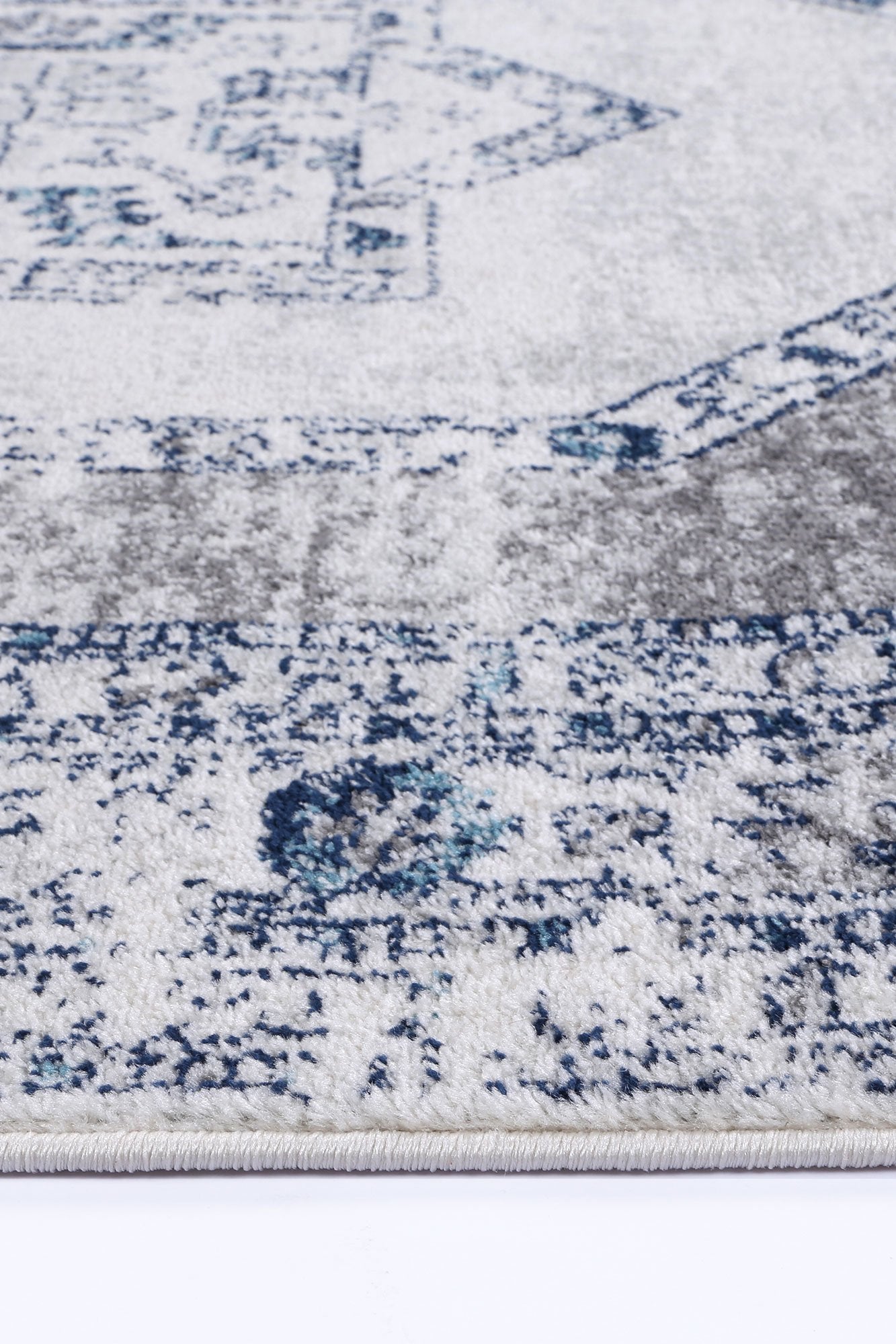 Provence 24 Navy Cream Ancient