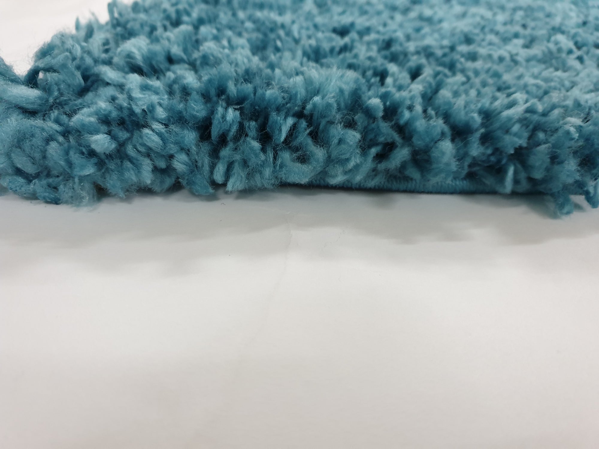 FIONA SHAGGY TURQUOISE