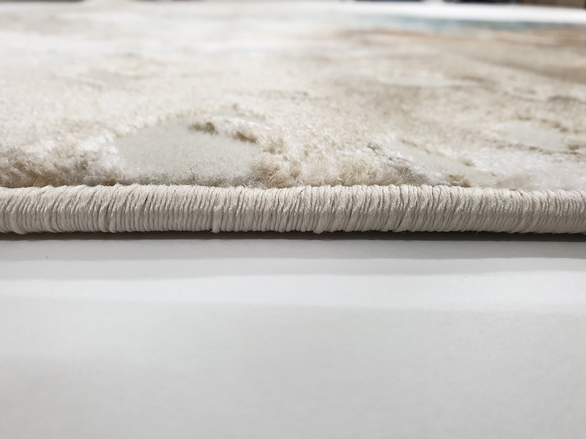 Divine 0086 D.blue/White