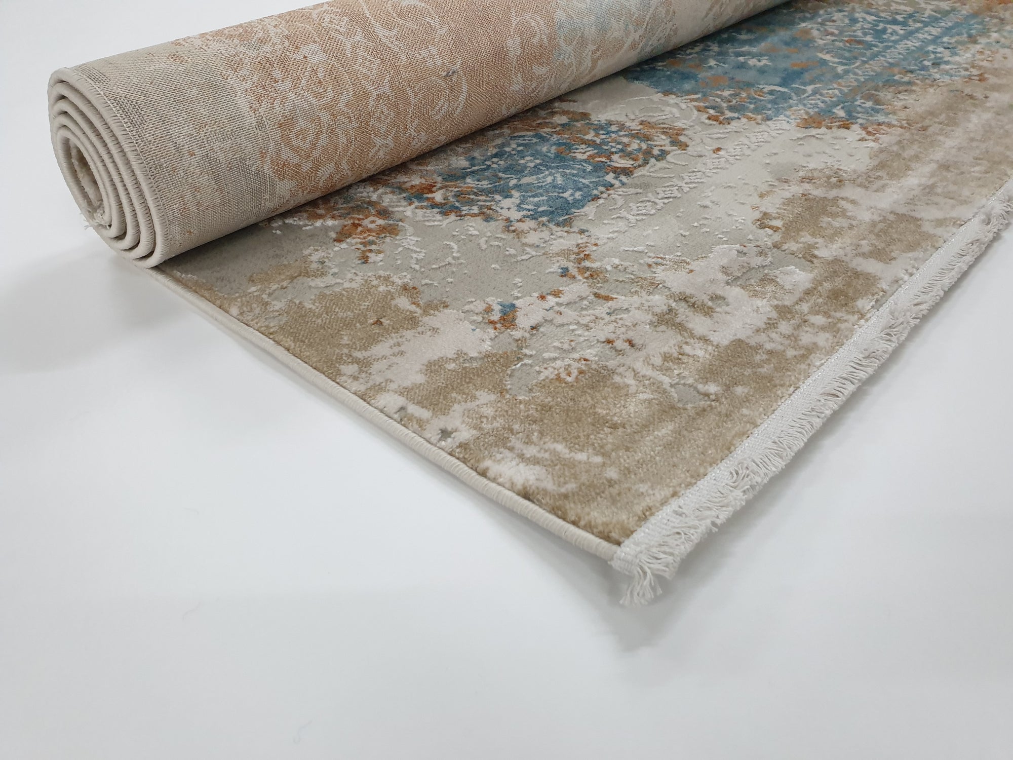 Divine 0219 Somon/White